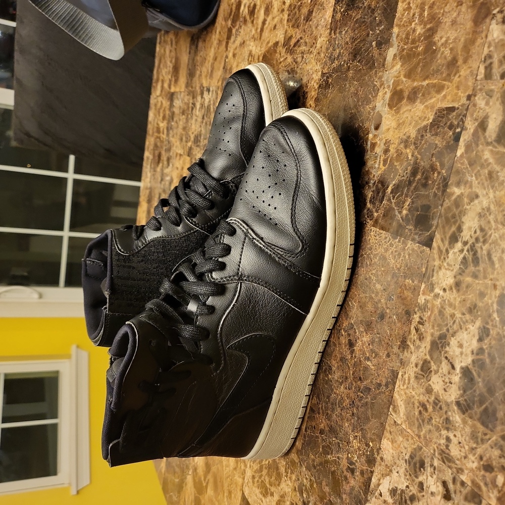 Nike Air Jordan 1 Rebel XX Black/White Casual Shoes AR5599-006 Women Size 9